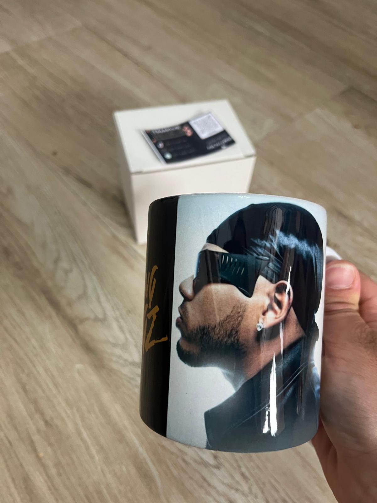 TAZA MIKE TOWERS