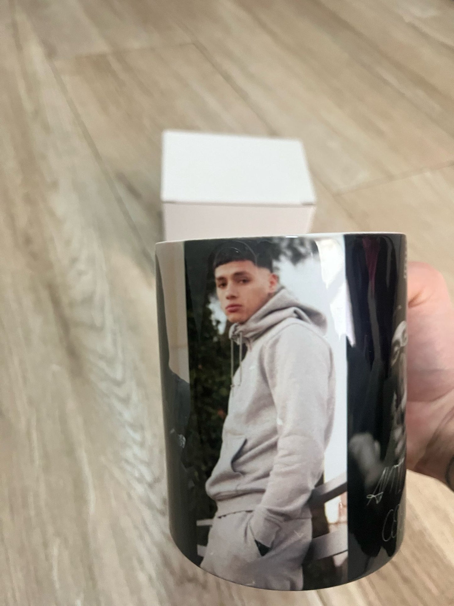 TAZA BENY JR