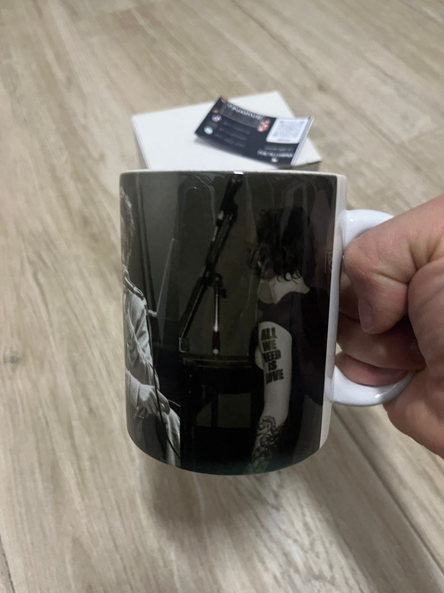 TAZA CANSERBERO