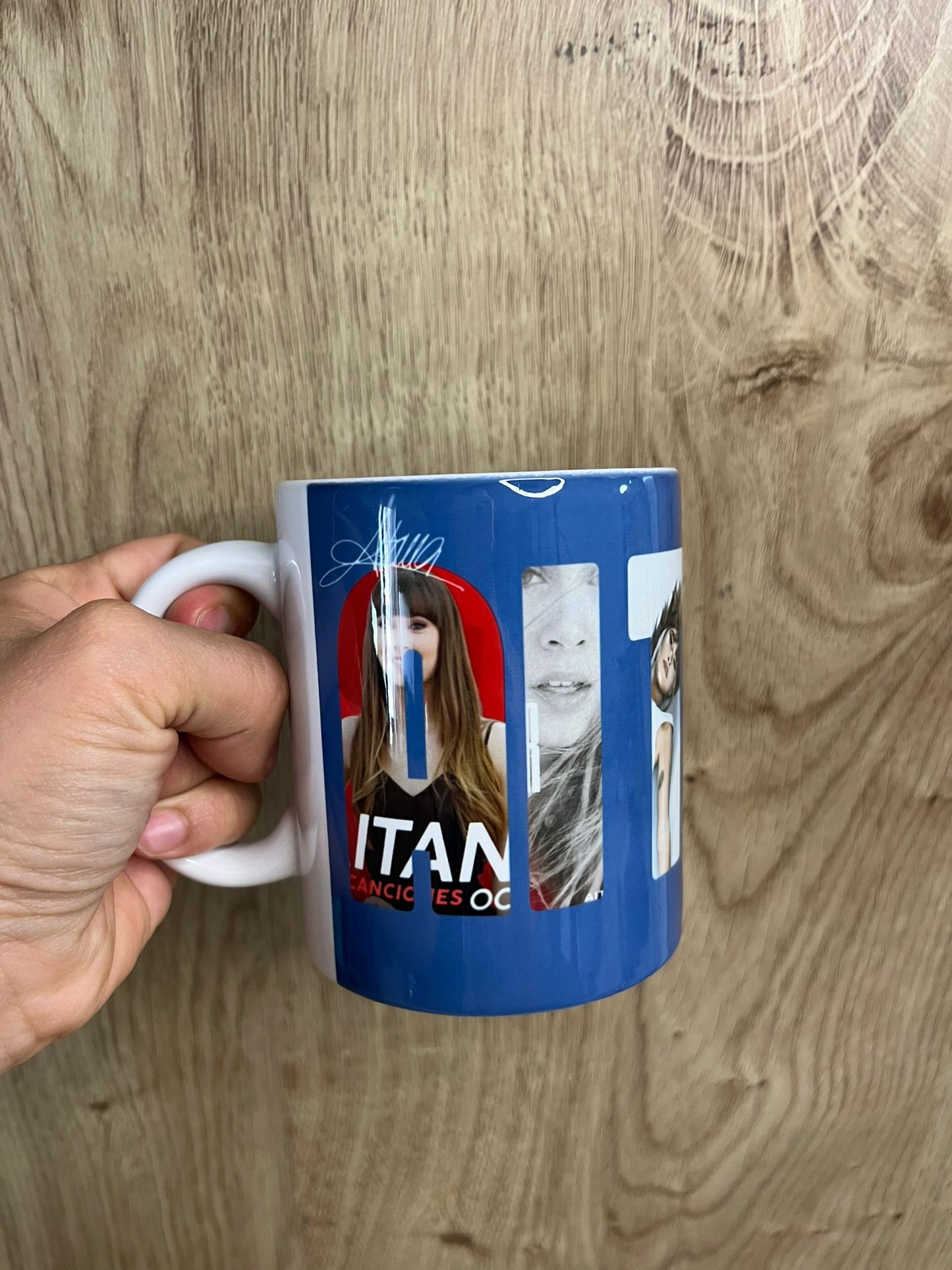 TAZA AITANA 2025